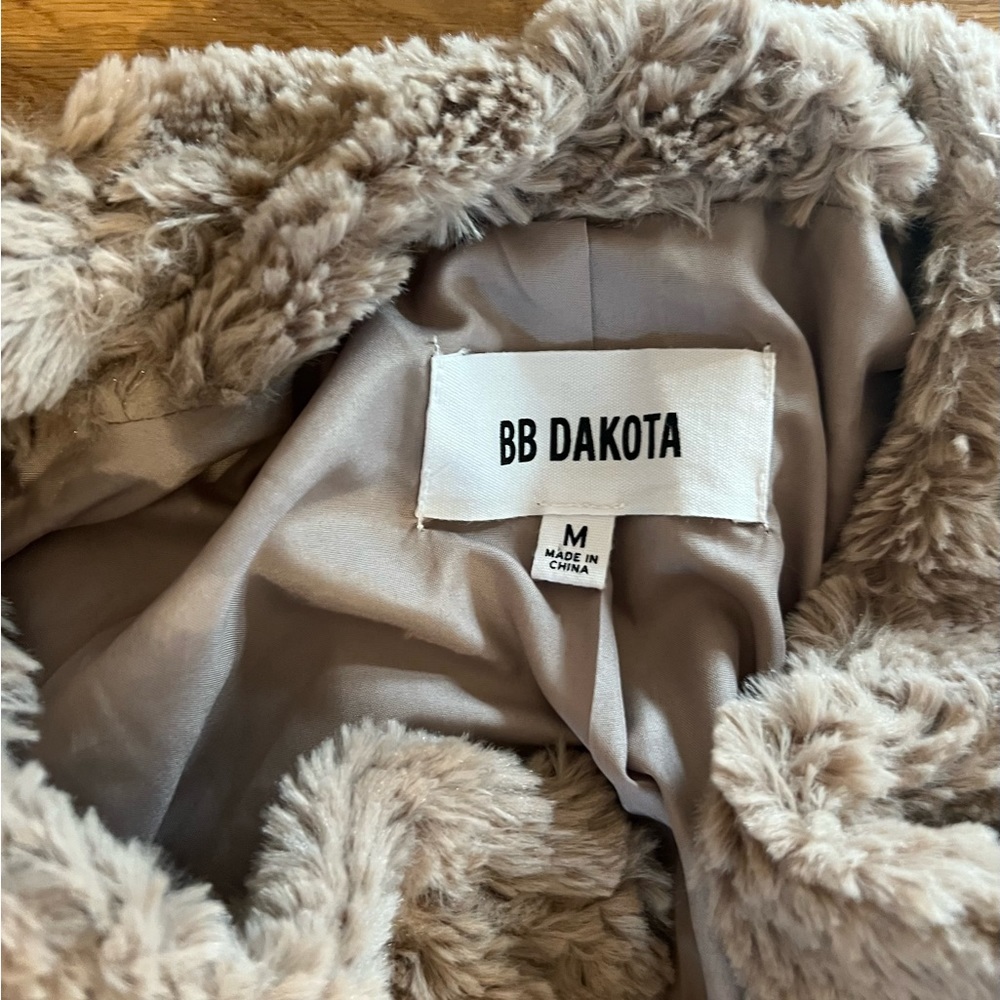 Fun BB Dakota fur coat - Picture 2 of 2